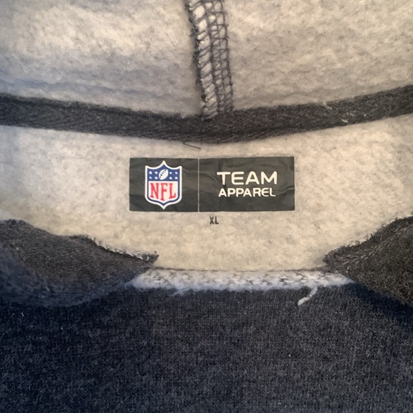 New England Patriots Hoodie - Picture 2 of 4